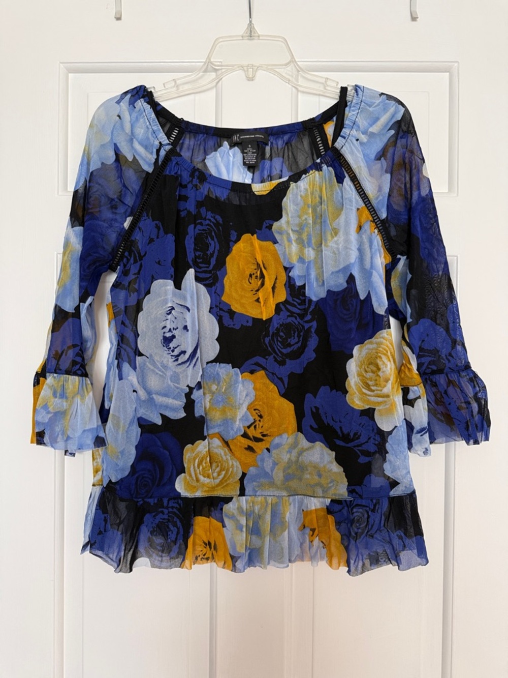 Floral Chiffon Scoop Neck Top